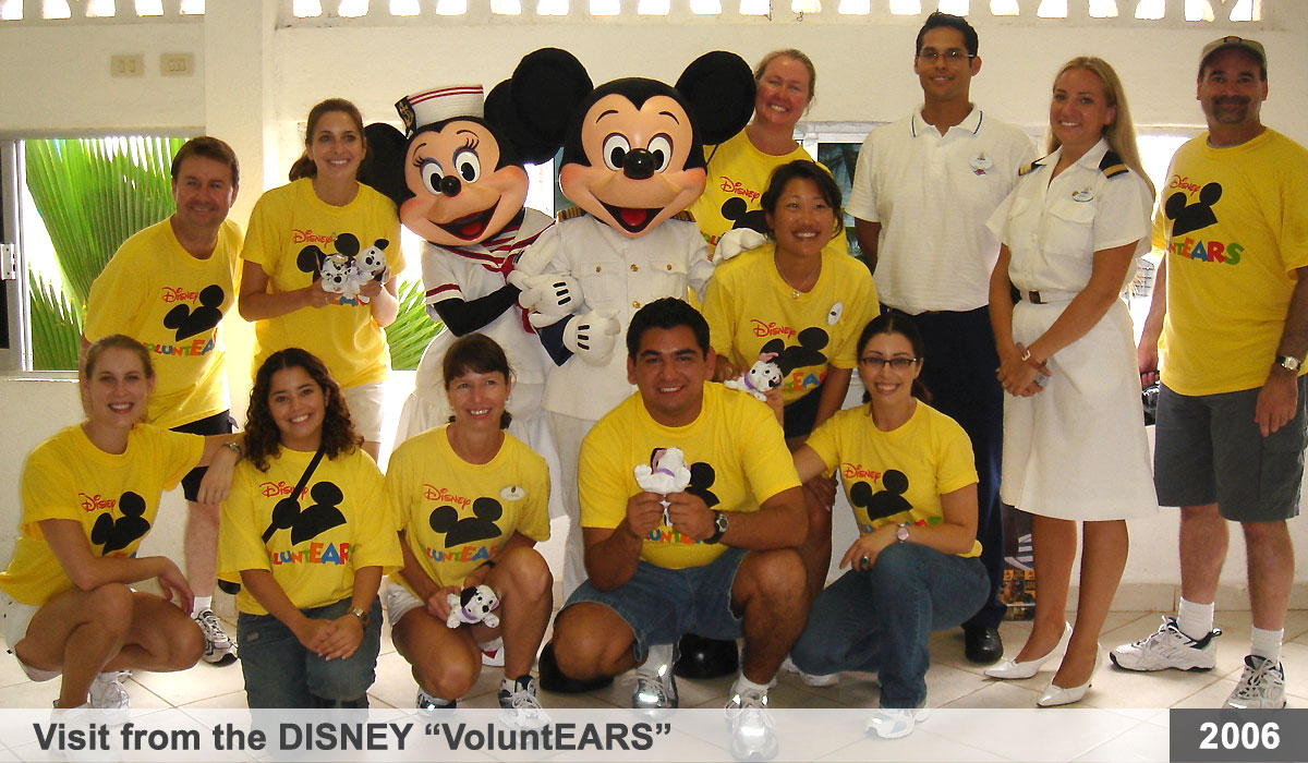 EVENTS: Visit by the DISNEY VoluntEARS in 2006